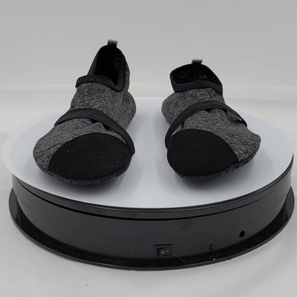 New Fit Kicks Woven Live Well Heather black flats.  Small 5.5-6.5